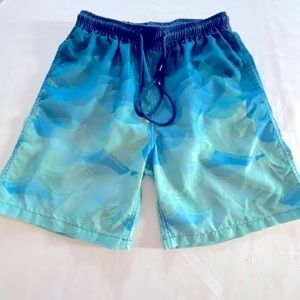Men’s Kirkland signature swim/surf trunks size Small NWOT